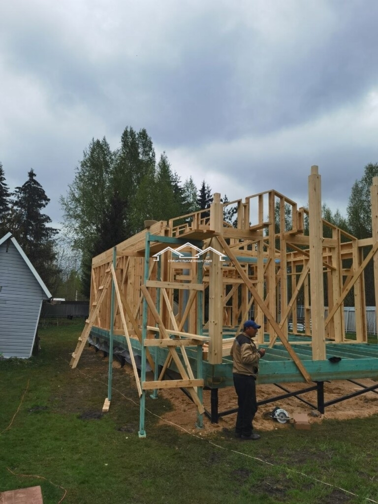 5192860313114580610